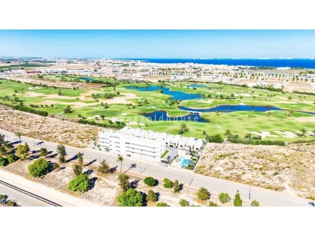 Chalet de 3 habitaciones en Los Alcázares en venta con piscina - 555.000 € (Ref: 9081110)