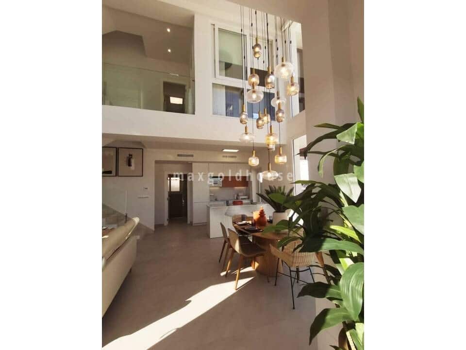 3 makuuhuone Huvila myytävänä paikassa Dona Pepa mukana uima-altaan - 649 000 € (Ref: 9161901)
