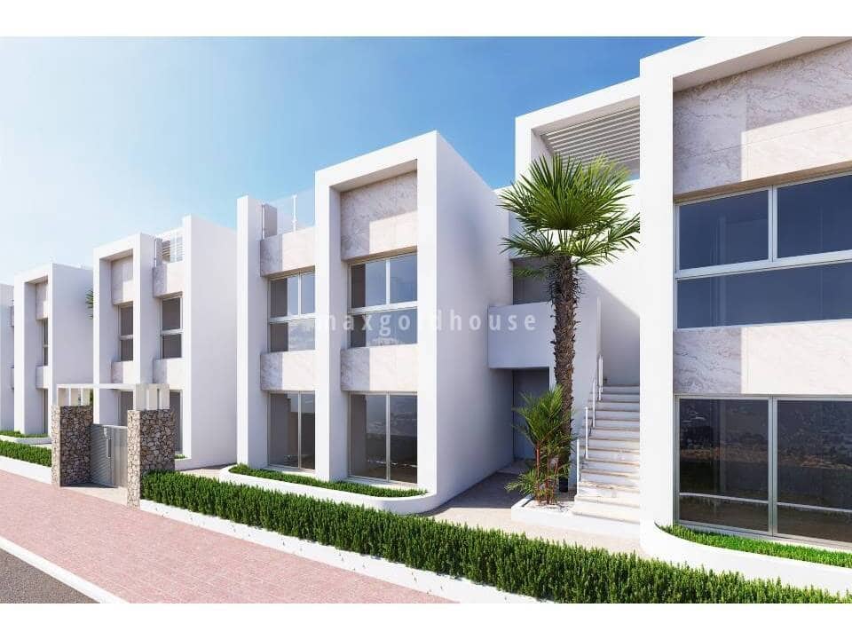 3 sypialnia Apartament na sprzedaż w Dona Pepa z basenem - 364 000 € (Ref: 9189495)