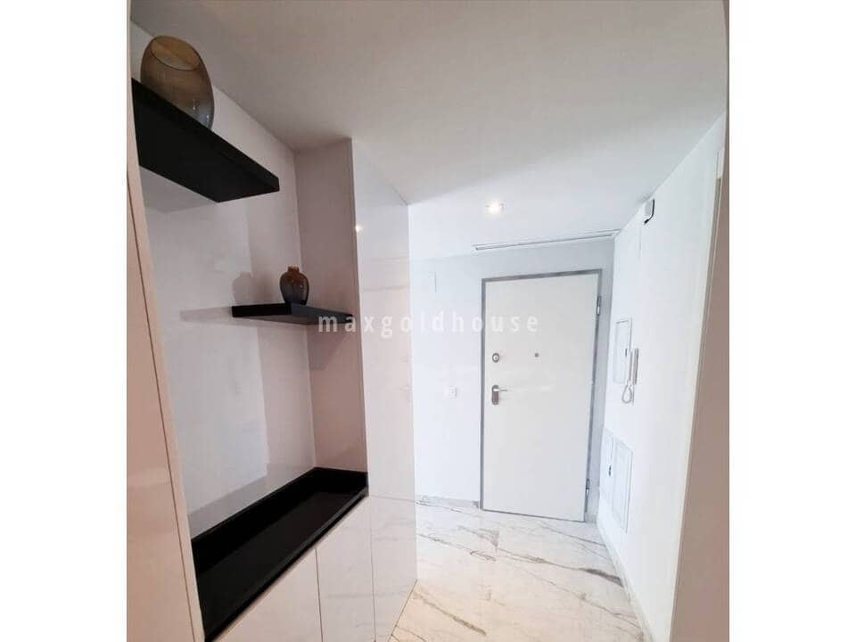 2 bedroom Apartment for sale in Villamartin with pool - € 229,000 (Ref: 9419045)