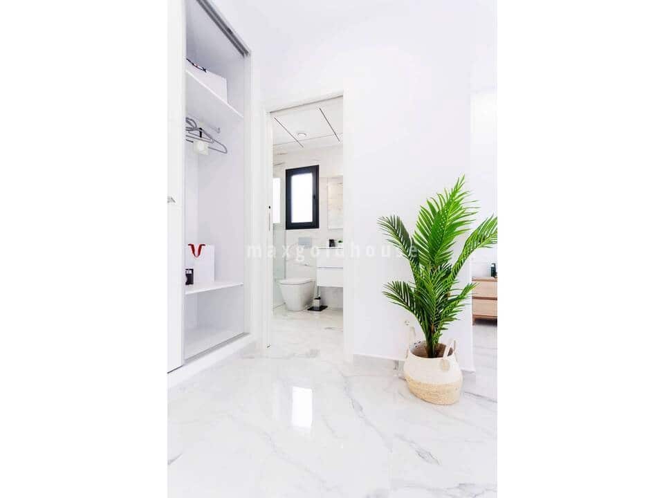 3 sypialnia Willa na sprzedaż w La Torreta z basenem - 409 000 € (Ref: 9425416)