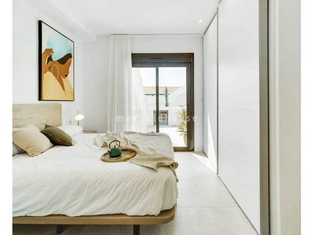 Apartamento de 3 habitaciones en Pilar de la Horadada en venta con piscina - 289.900 € (Ref: 9426621)