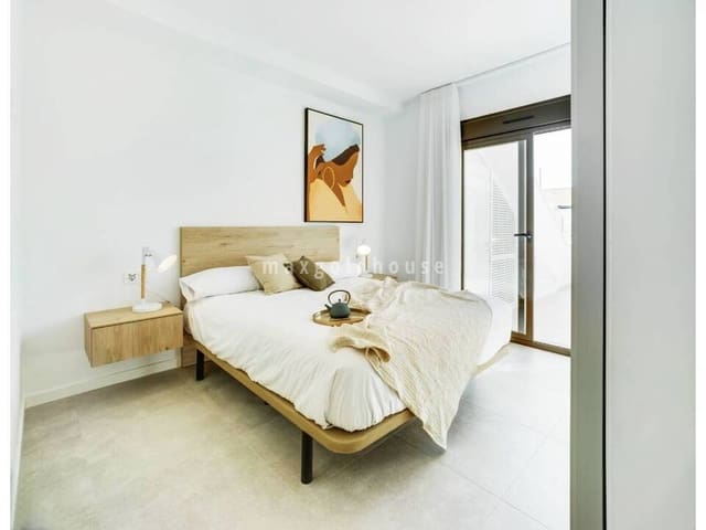 Apartamento de 3 habitaciones en Pilar de la Horadada en venta con piscina - 289.900 € (Ref: 9426621)