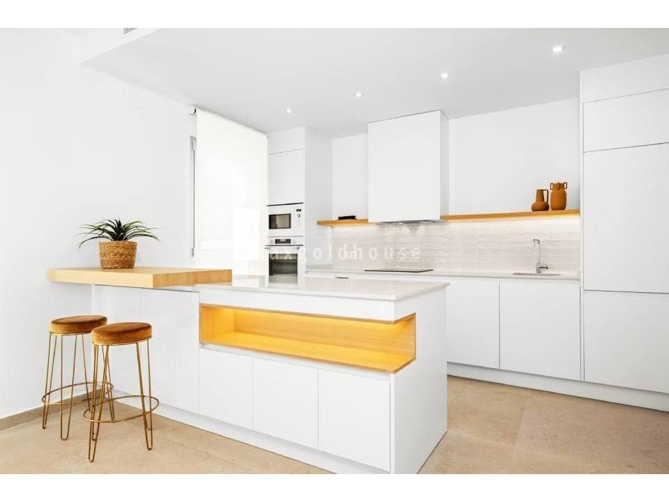 3 bedroom Villa for sale in Benijofar with pool - € 539,900 (Ref: 9429019)