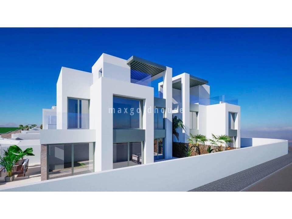 3 bedroom Villa for sale in Dona Pepa with pool - € 499,999 (Ref: 9432753)