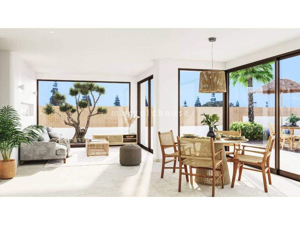 3 bedroom Apartment for sale in Los Alcazares with pool - € 359,000 (Ref: 9432757)