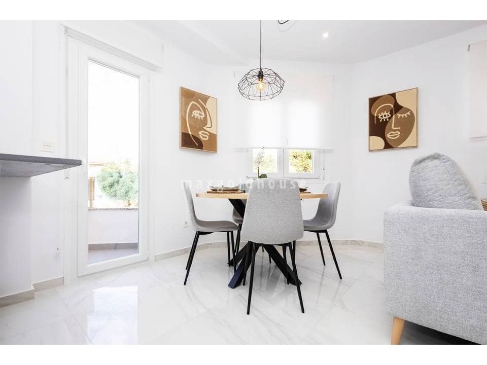 2 bedroom Apartment for sale in Jacarilla - € 139,000 (Ref: 9442869)