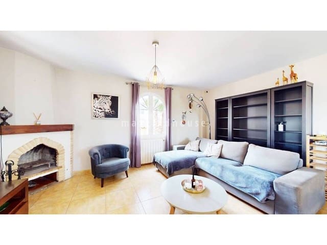 Chalet de 5 habitaciones en La Zenia, Orihuela en venta con piscina - 850.000 € (Ref: 9445447)