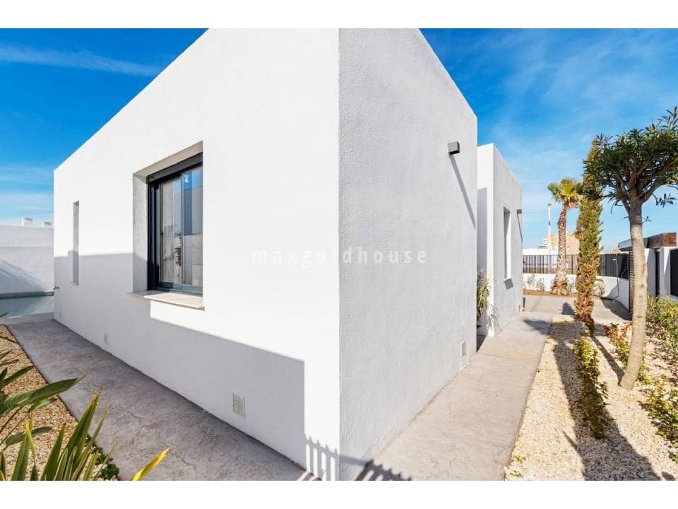 3 sovrum Villa till salu i Mar de Cristal med pool - 549 000 € (Ref: 9445455)