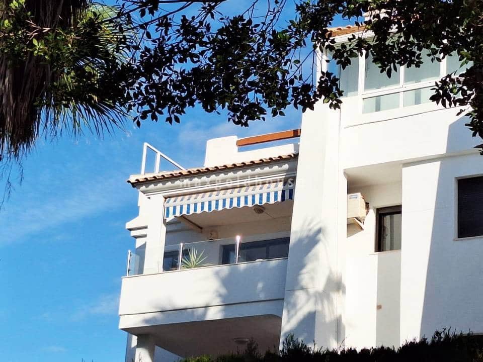 3 bedroom Apartment for sale in Villamartin with pool - € 250,000 (Ref: 9449983)