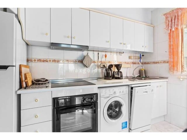 2 quarto Apartamento para venda em El Chaparral, Torrevieja com piscina - 140 000 € (Ref: 9454868)