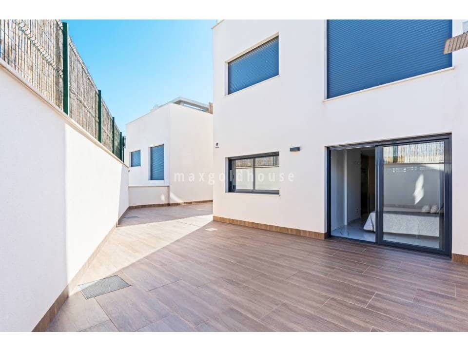 2 Zimmer Apartment zu verkaufen in San Miguel de Salinas mit Pool - 375.000 € (Ref: 9460731)