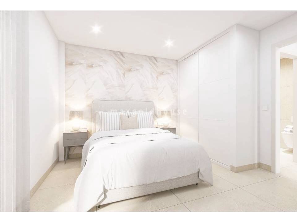 4 Zimmer Reihenhaus zu verkaufen in Bigastro mit Pool - 269.900 € (Ref: 9460732)