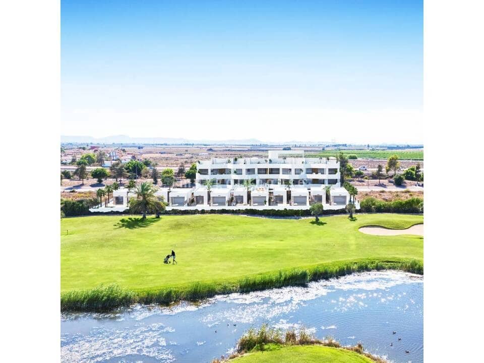 3 slaapkamer Villa te koop in Los Alcazares met zwembad - € 599.000 (Ref: 9465989)