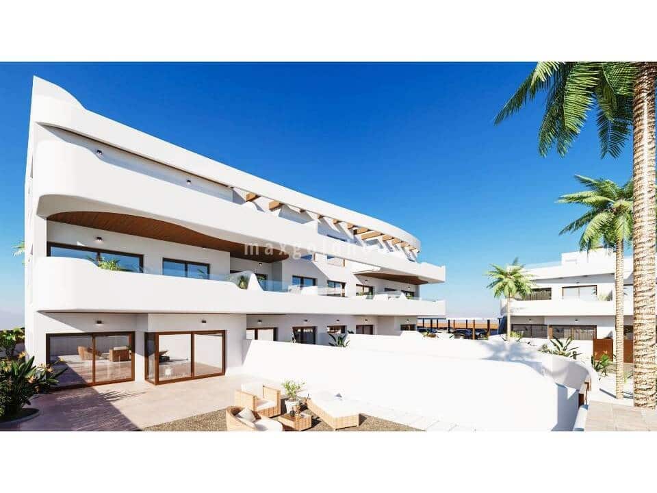 3 slaapkamer Appartement te koop in Los Alcazares met zwembad - € 359.000 (Ref: 9471766)