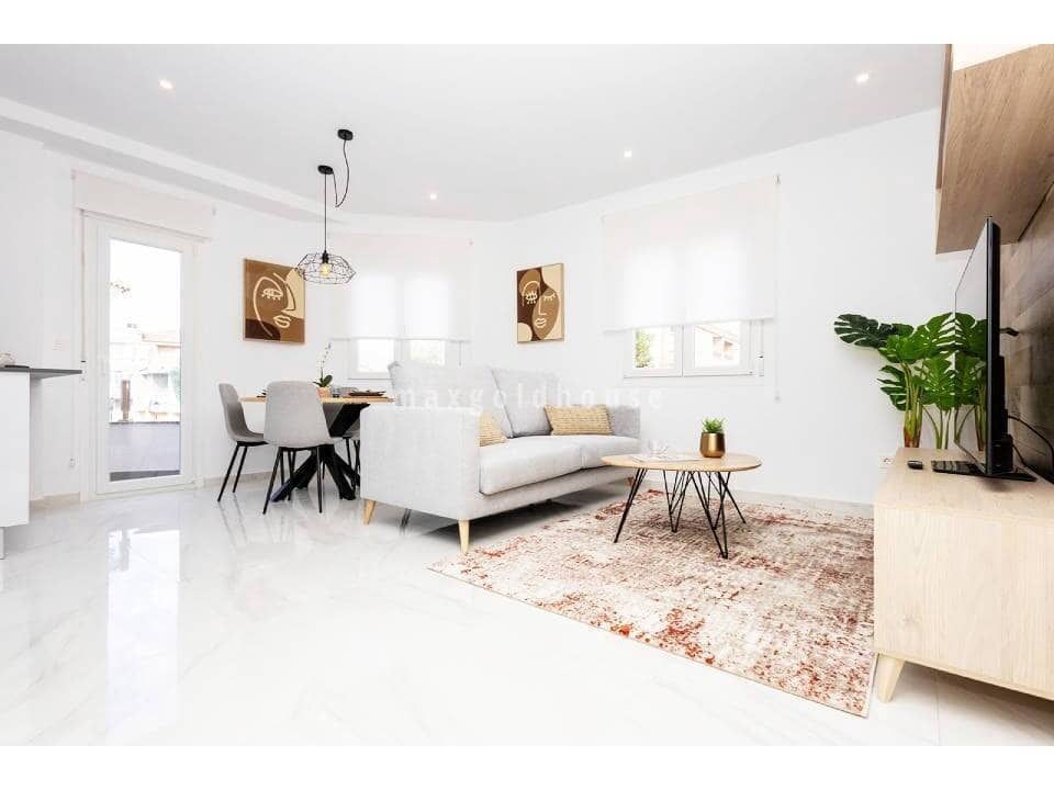 2 bedroom Apartment for sale in Jacarilla - € 139,000 (Ref: 9474567)