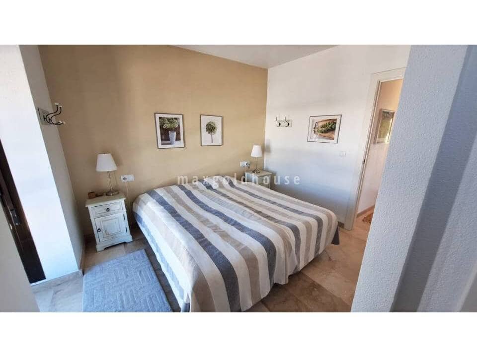 3 makuuhuone Huoneisto myytävänä paikassa Villamartin mukana uima-altaan - 250 000 € (Ref: 9480752)