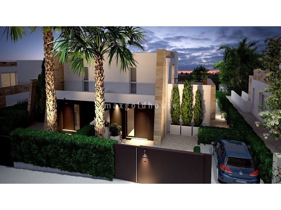 3 bedroom Villa for sale in Algorfa with pool - € 495,000 (Ref: 9481607)