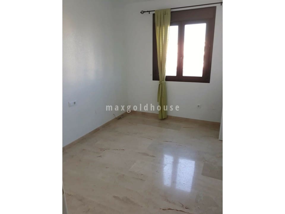 3 bedroom Apartment for sale in Villamartin with pool - € 225,000 (Ref: 9483232)