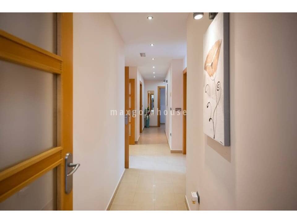 4 bedroom Villa for sale in Avileses with pool - € 1,350,000 (Ref: 9483240)