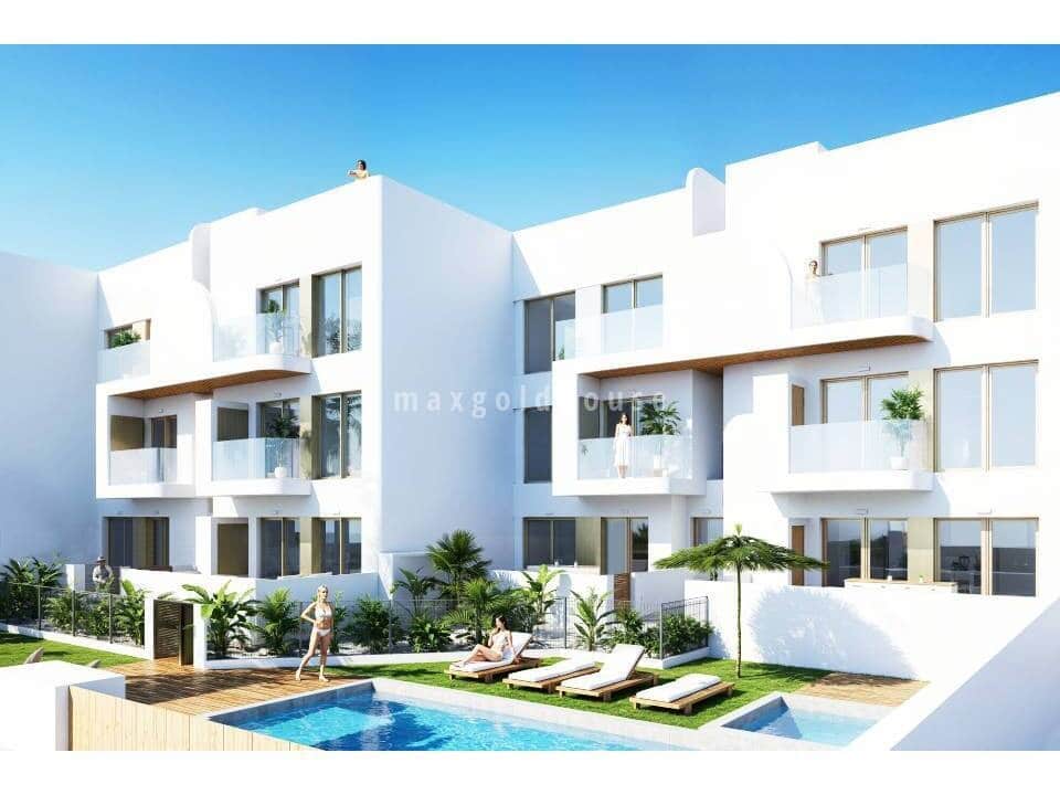 2 bedroom Apartment for sale in Los Alcazares with pool - € 279,900 (Ref: 9483644)