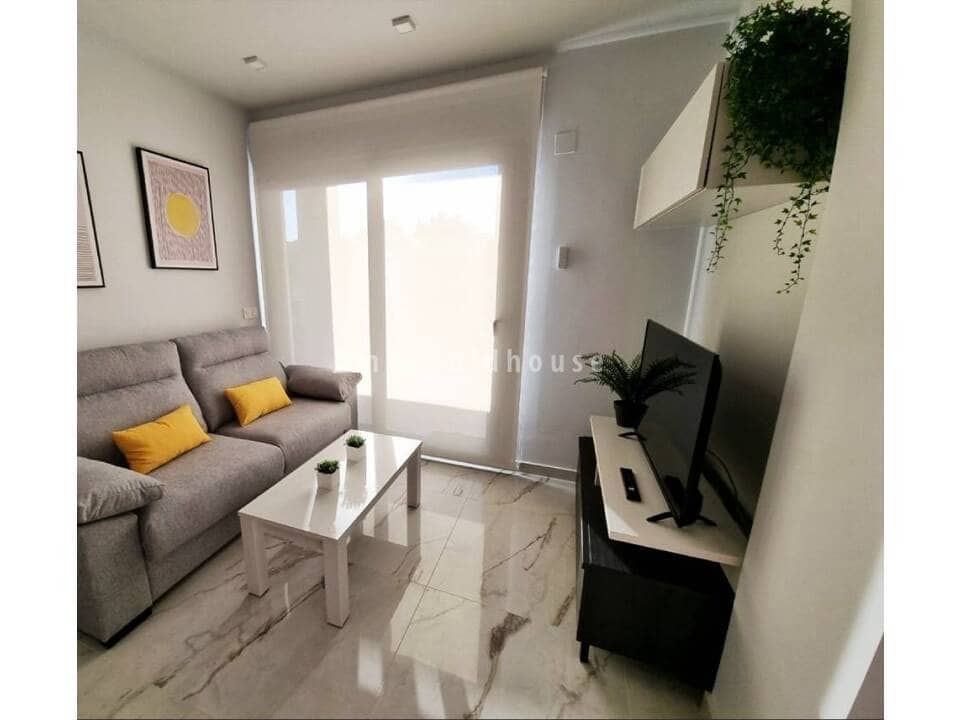 2 bedroom Apartment for sale in Villamartin with pool - € 229,000 (Ref: 9487987)