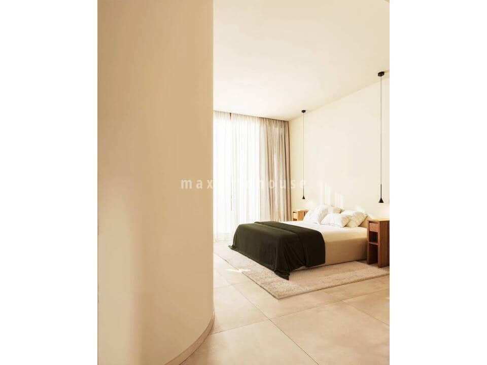 4 bedroom Villa for sale in Algorfa with pool - € 815,000 (Ref: 9490909)