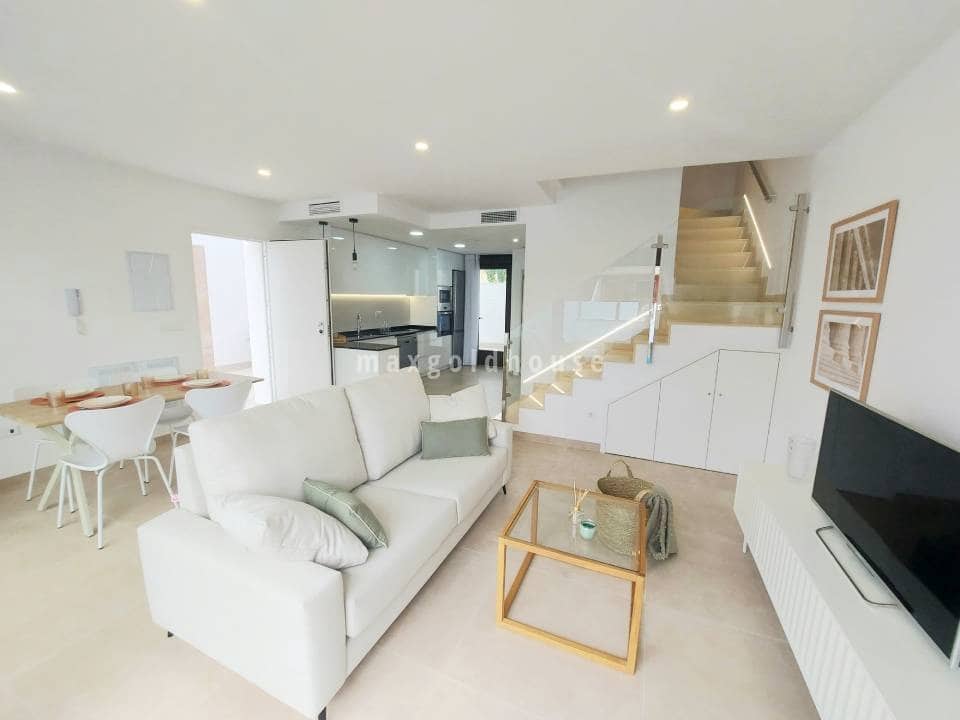 3 bedroom Villa for sale in San Pedro del Pinatar with pool - € 419,900 (Ref: 9500786)