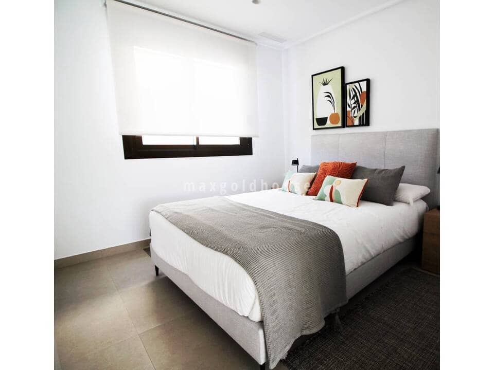 3 bedroom Townhouse for sale in Pilar de la Horadada with pool - € 344,900 (Ref: 9503466)