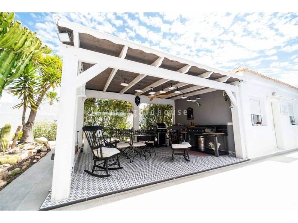 4 slaapkamer Villa te koop in La Siesta met zwembad - € 495.000 (Ref: 9524930)