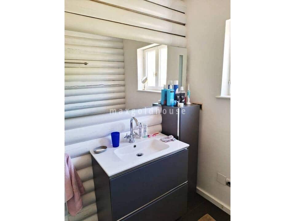 Chalet de 4 habitaciones en Cómpeta en venta con piscina - 330.000 € (Ref: 9537060)