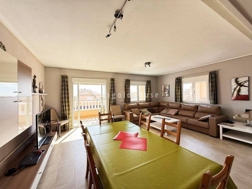 3 Zimmer Apartment zu verkaufen in Los Dolses mit Pool - 242.000 € (Ref: 9547272)