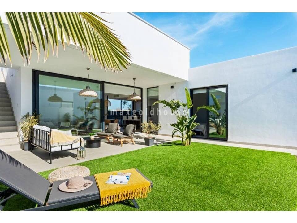 3 sypialnia Willa na sprzedaż w Mar de Cristal z basenem - 549 000 € (Ref: 9566771)