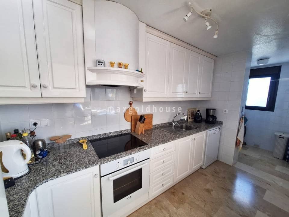 3 chambre Appartement à vendre à Villamartin avec piscine - 250 000 € (Ref: 9570219)