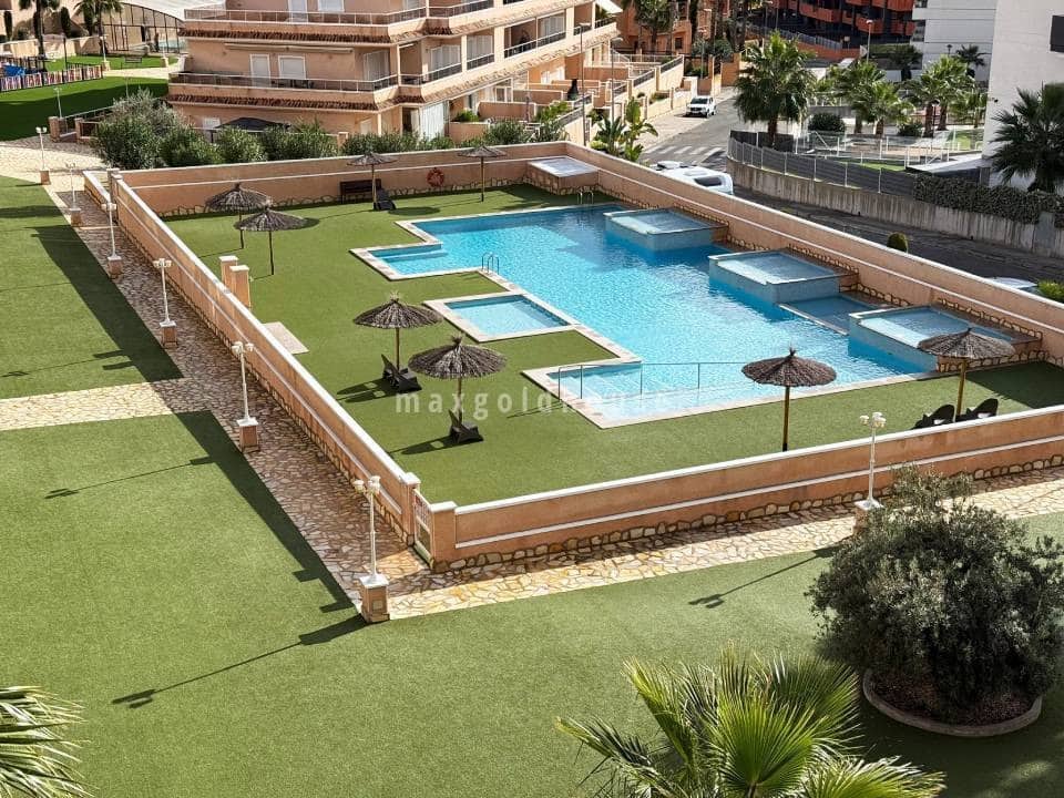 2 chambre Appartement à vendre à Villamartin avec piscine - 265 000 € (Ref: 9578232)