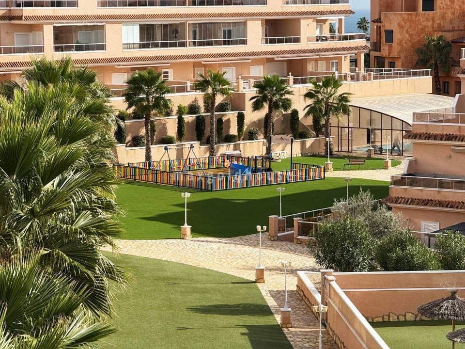 2 chambre Appartement à vendre à Villamartin avec piscine - 265 000 € (Ref: 9578232)