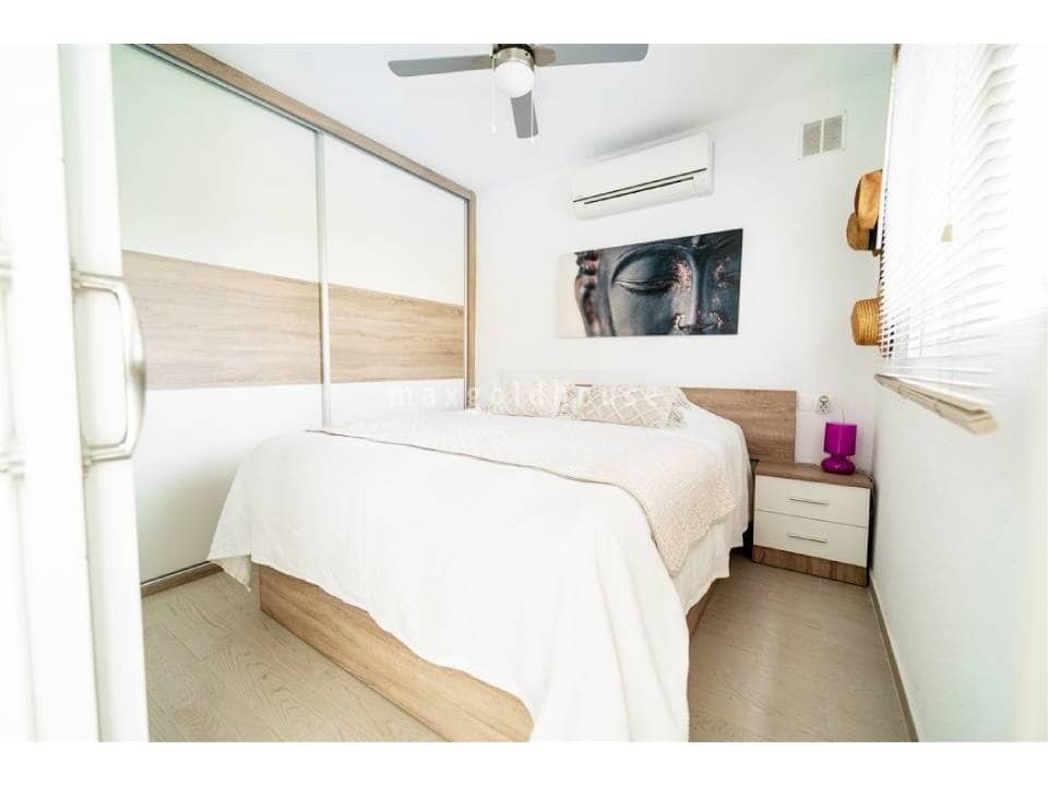 4 slaapkamer Villa te koop in La Siesta met zwembad - € 495.000 (Ref: 9578239)