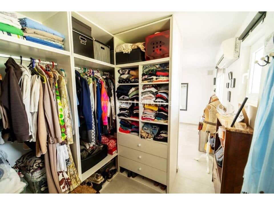 4 slaapkamer Villa te koop in La Siesta met zwembad - € 495.000 (Ref: 9578239)