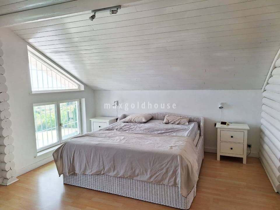 4 makuuhuone Huvila myytävänä paikassa Competa mukana uima-altaan - 330 000 € (Ref: 9585153)