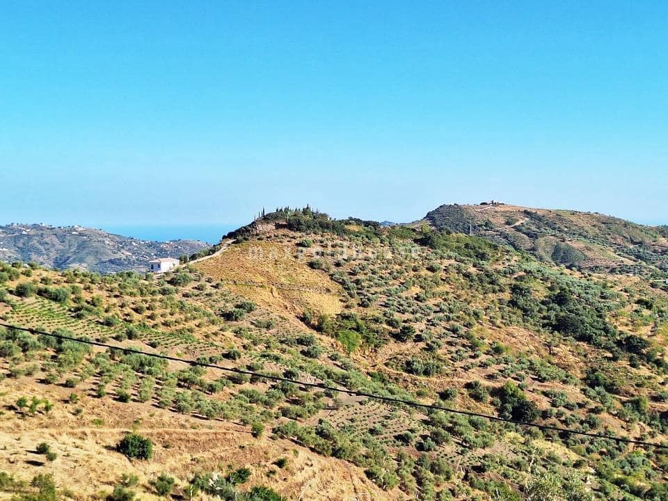 4 makuuhuone Huvila myytävänä paikassa Competa mukana uima-altaan - 330 000 € (Ref: 9585153)