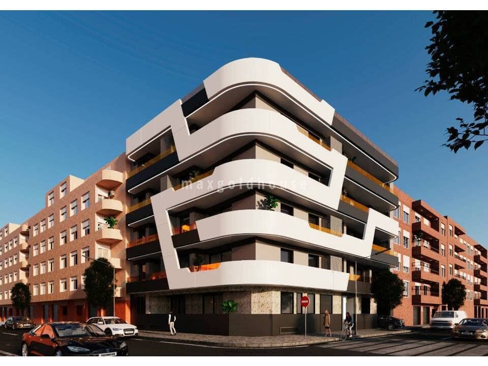 3 makuuhuone Huoneisto myytävänä paikassa Torrevieja mukana uima-altaan - 440 000 € (Ref: 9590375)