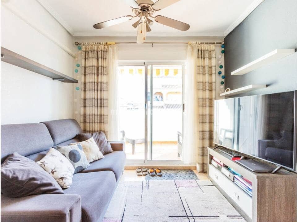 2 soverom Leilighet til salgs i Torrevieja med svømmebasseng - € 142 000 (Ref: 9591939)