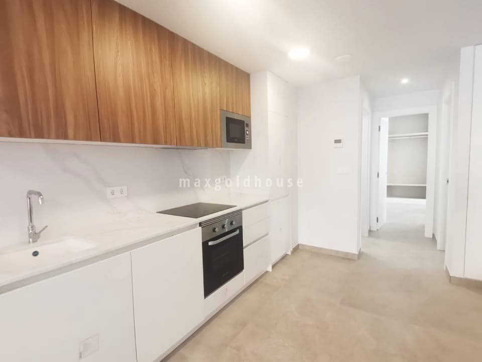 2 slaapkamer Appartement te koop in Torrevieja met zwembad - € 259.000 (Ref: 9593240)