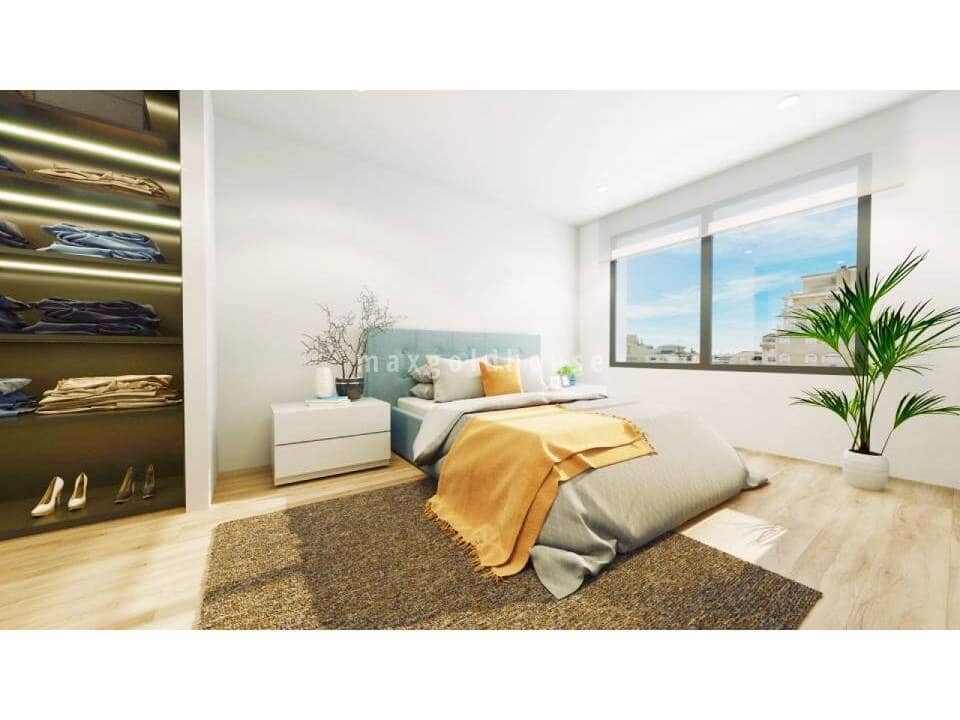 3 Zimmer Apartment zu verkaufen in Torrevieja mit Pool - 365.000 € (Ref: 9602382)