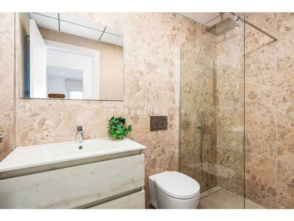 3 quarto Moradia para venda em Los Alcazares com piscina - 499 900 € (Ref: 9602388)