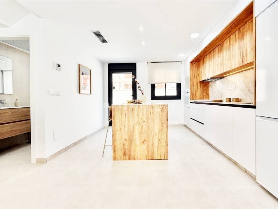 2 quarto Moradia para venda em Cox com piscina - 223 000 € (Ref: 9603604)