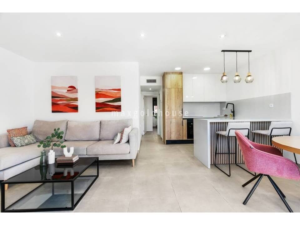 Apartamento de 3 habitaciones en San Javier en venta con piscina - 235.000 € (Ref: 9606873)