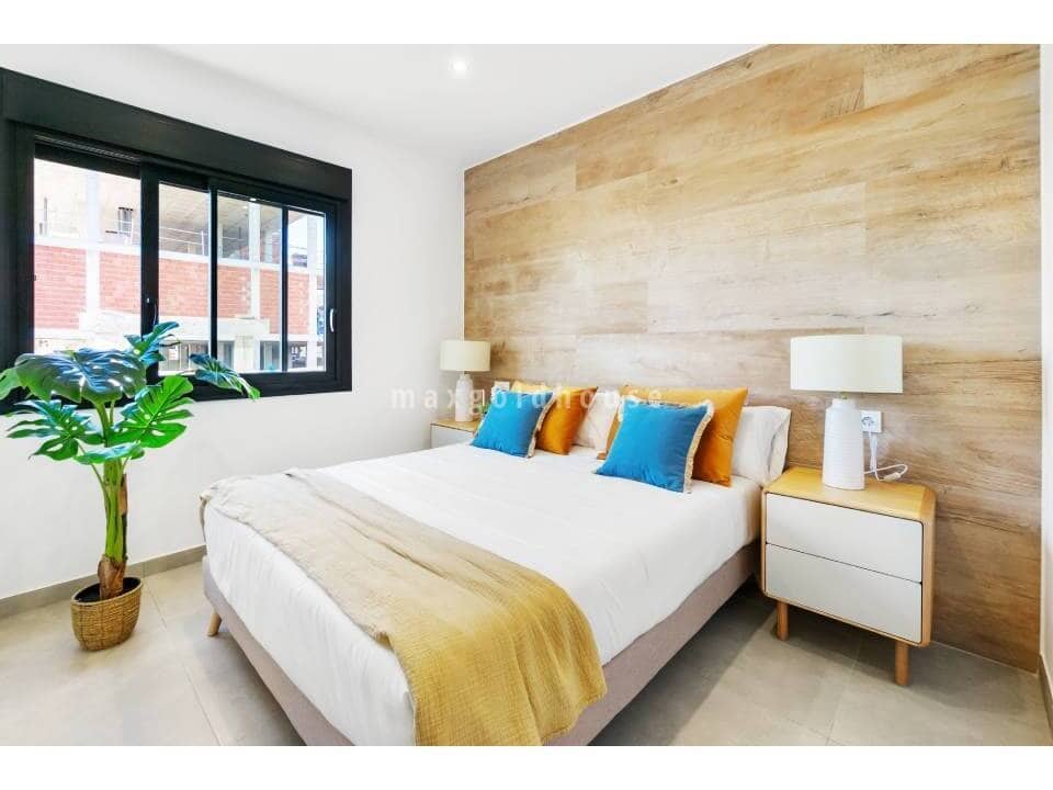 Apartamento de 3 habitaciones en San Javier en venta con piscina - 235.000 € (Ref: 9606873)