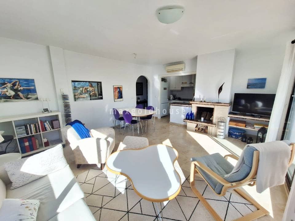 3 chambre Appartement à vendre à Villamartin avec piscine - 219 000 € (Ref: 9618697)