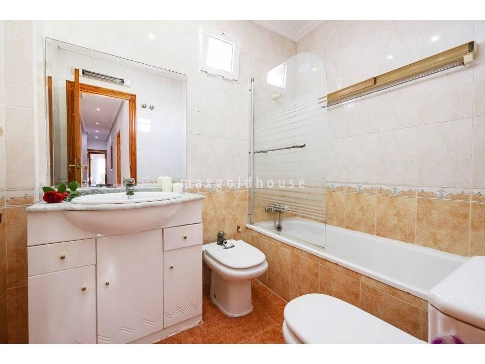 3 Zimmer Apartment zu verkaufen in Torrevieja - 199.900 € (Ref: 9620614)